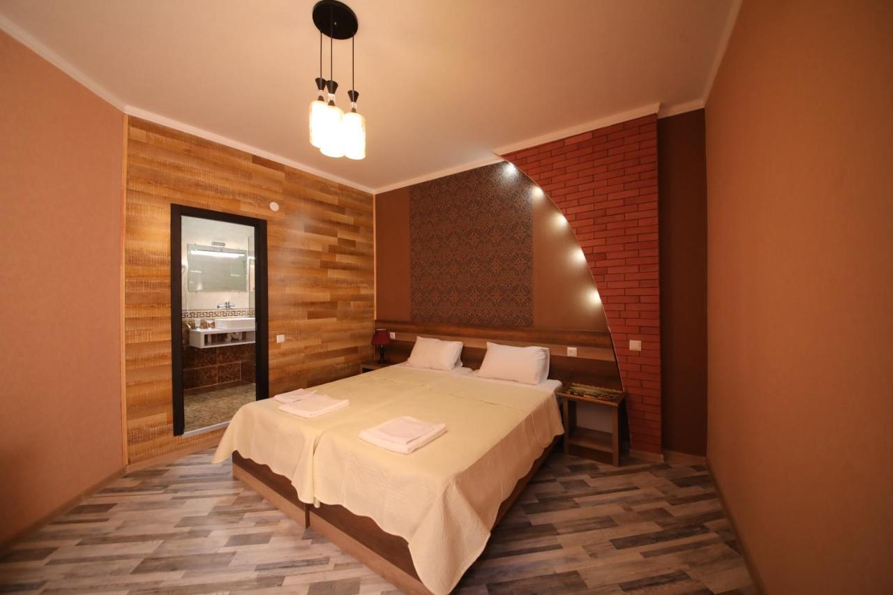 Hotel Tamari Kutaisi Exterior photo