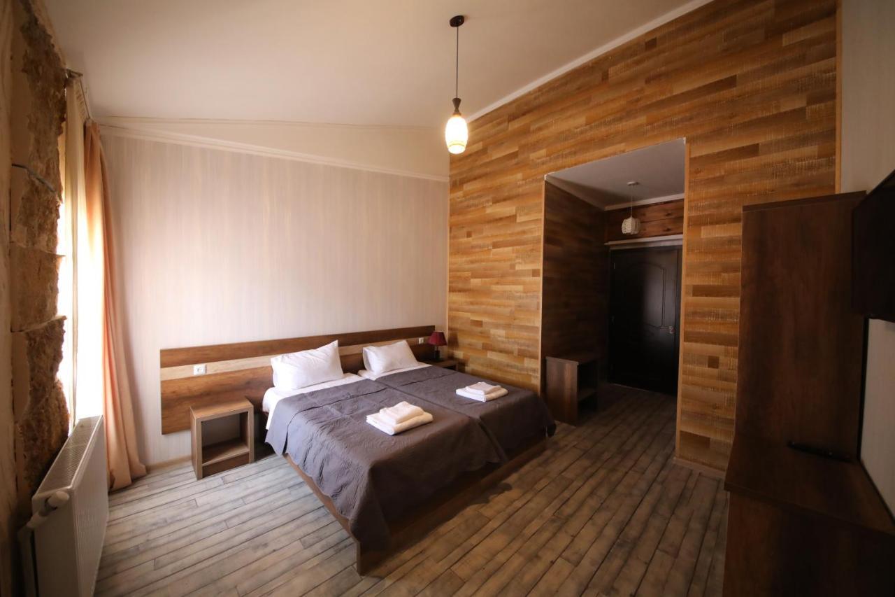 Hotel Tamari Kutaisi Exterior photo