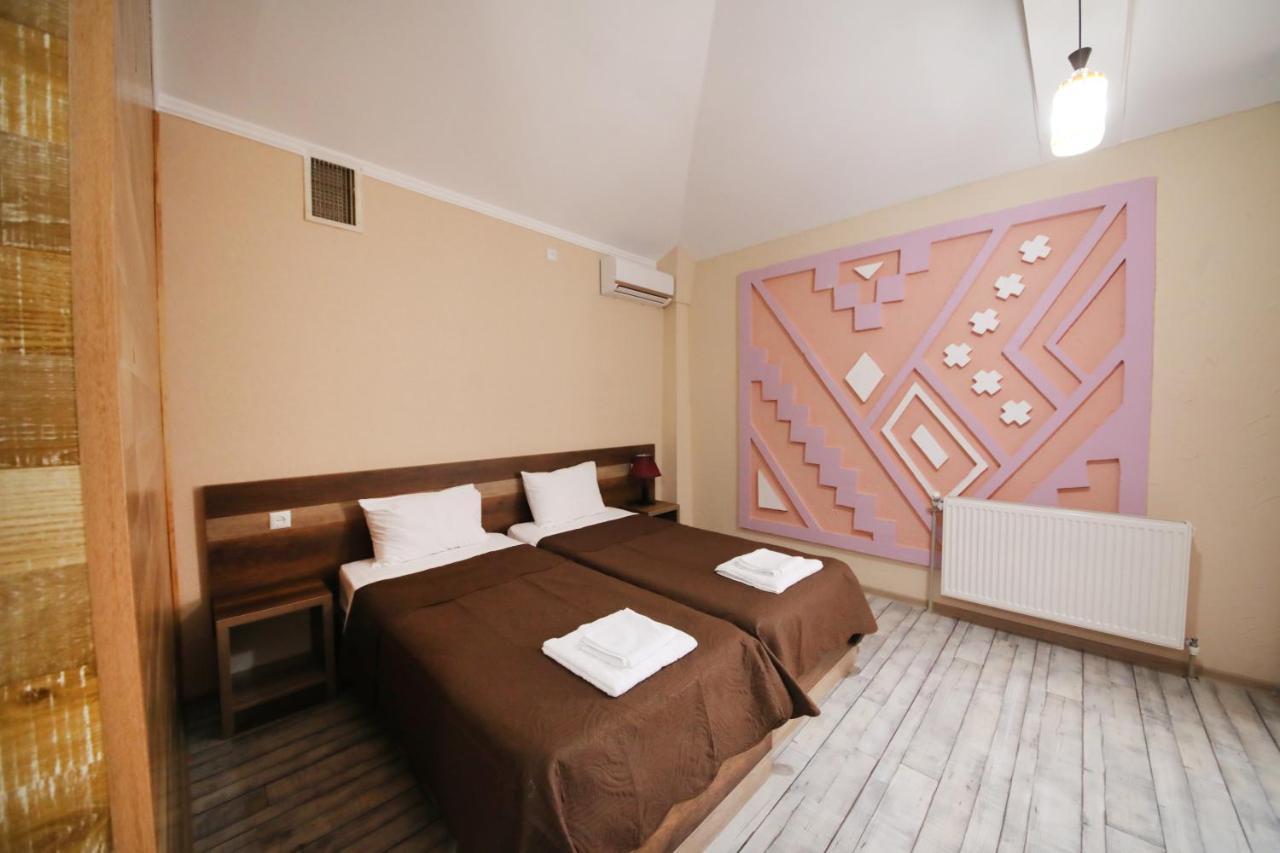Hotel Tamari Kutaisi Exterior photo
